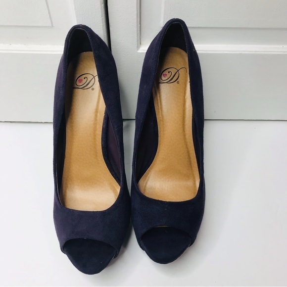 HEART IN D Purple Open Toe Suede High Heels Size 9❗️PRICE IS FIRM❗️ - Picture 4 of 9